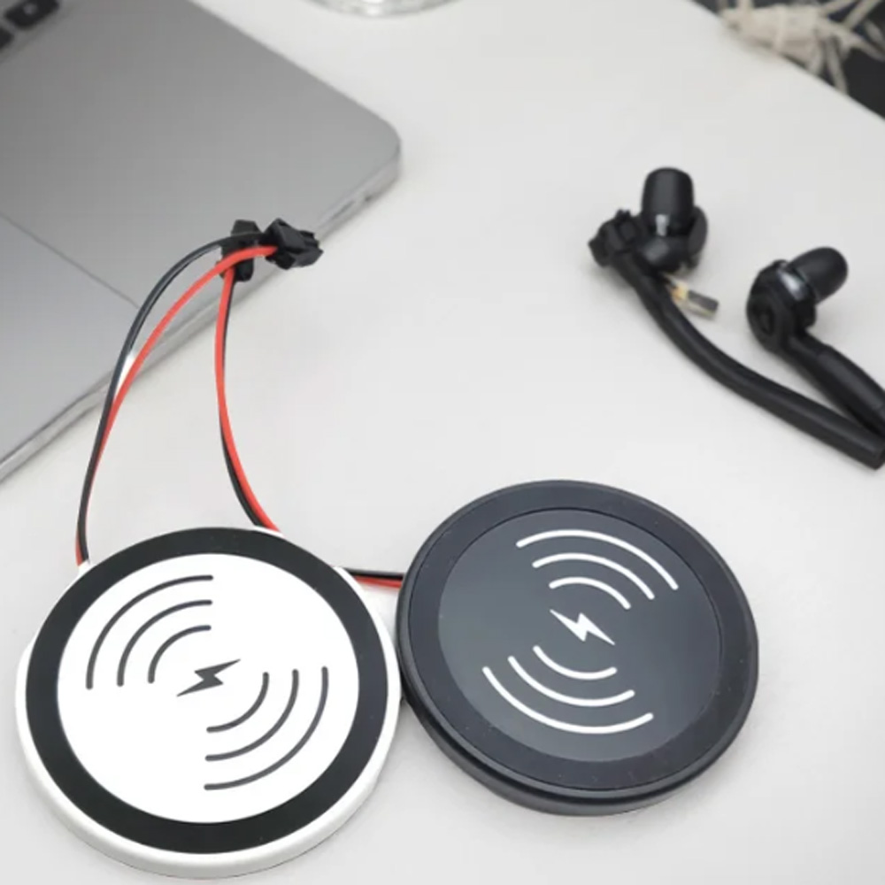 12V 15W LED ナイトライトワイヤレス充電器コネクタ - Desk Charging Station のレビューと価格